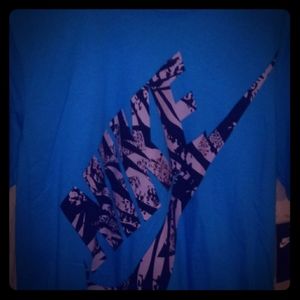 Nike t-shirt